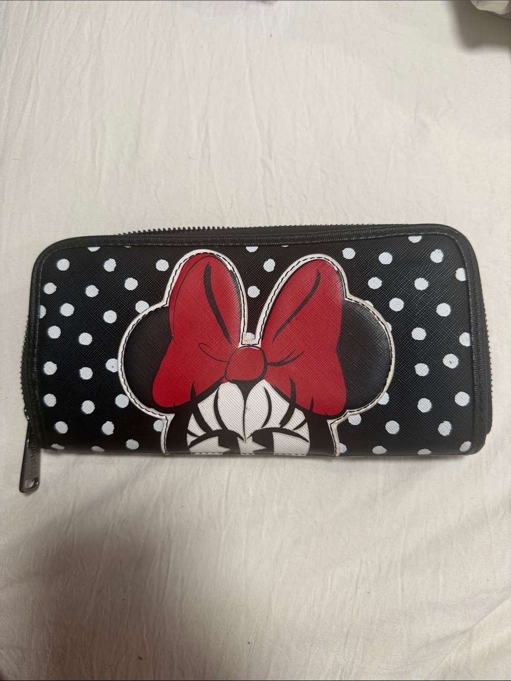 Loungefly Black Polka Dot Minnie Bow Zip Wallet
